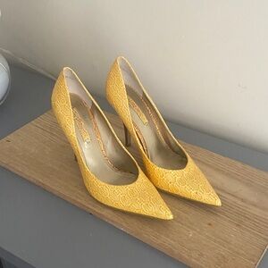 Stylish Yellow Patterned Women's Heels